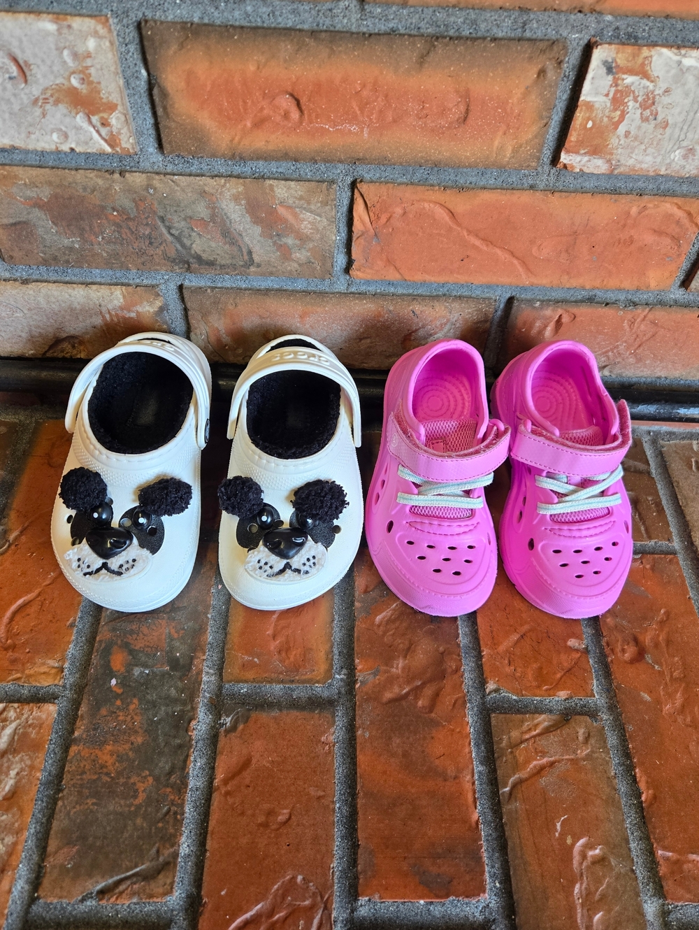 Girl Sandals Crocs & Stride Rite